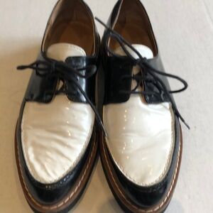 Flamingos black and white loafers in 36 or 6